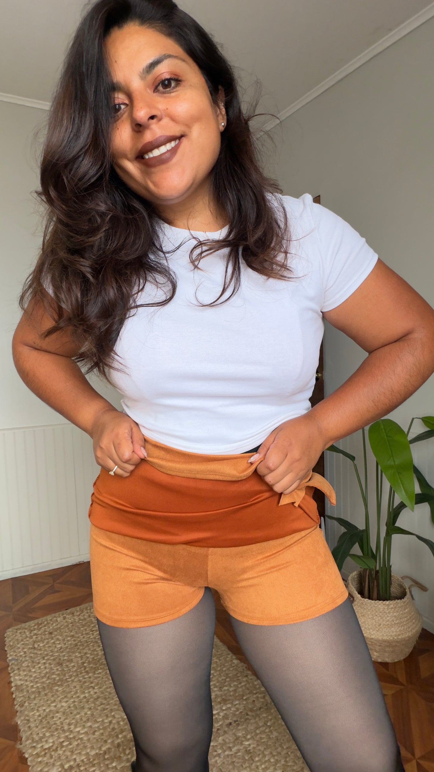 Short falda gamuza