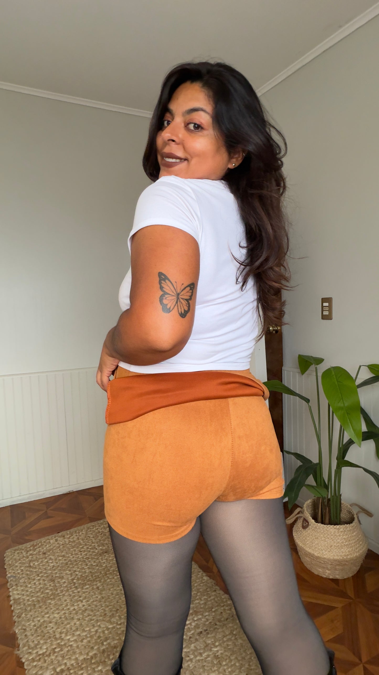 Short falda gamuza