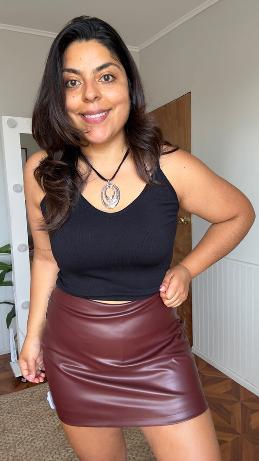 Crop top escote V